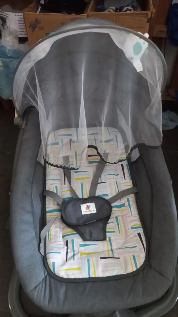 Cadeira De Balanço Para Bebê Automática Techno 8104 Mastela Com Bluetooth Cinza - Foto 2