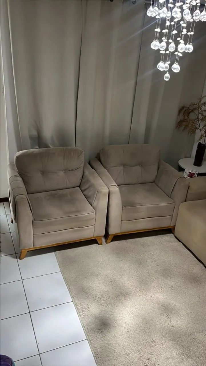 Sofá Retrátil e Duas poltronas  - Foto 2