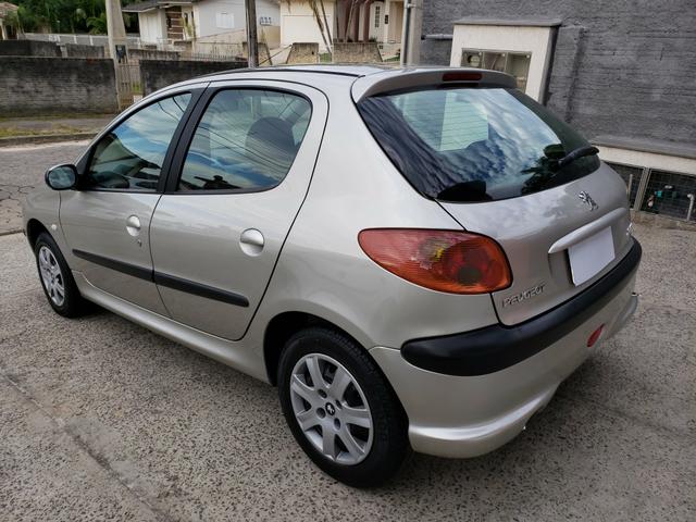 Peugeot 206 1.4 Presence Ano 2008 - Foto 3