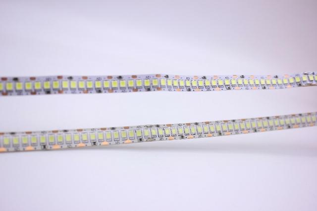 Fita led 3528 (240 Led por metro) 12v - Foto 2