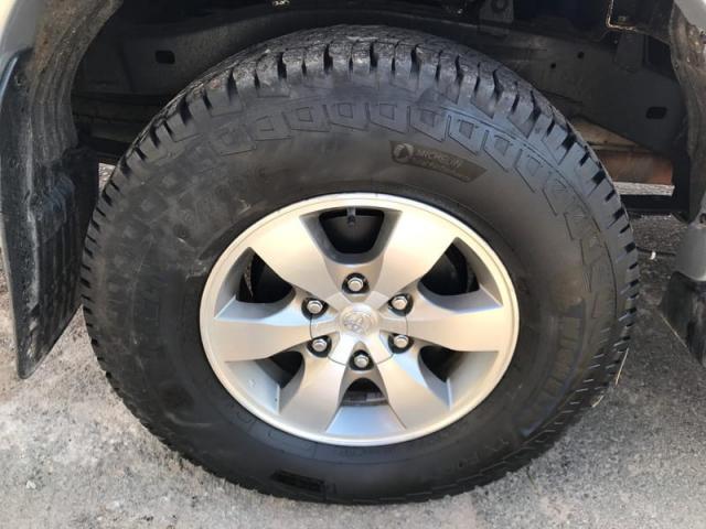 TOYOTA HILUX CD 4X4 SRV 2009 - Foto 5