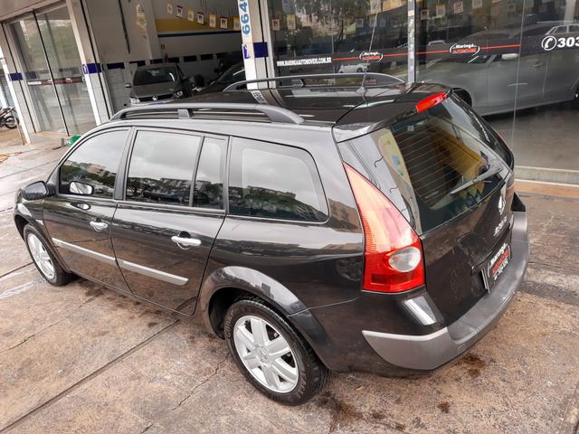 Renault - Megane Grand Tour Dynamique 2.0 Aut 2008 - Foto 4