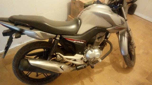 Vendo uma moto Fan 160 - Foto 2