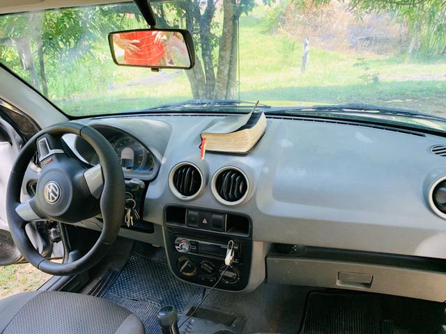 Carro pra troca por carro com carroceria - Foto 4