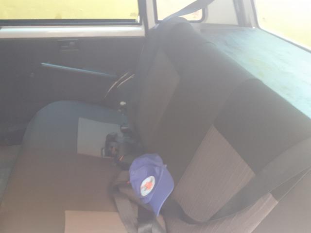 Vendo Fiat uno bem econômico super oportunidade - Foto 2
