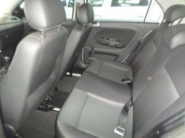 VOLKSWAGEN VOYAGE 1.6 MSI TOTALFLEX 4P MANUAL - Foto 6