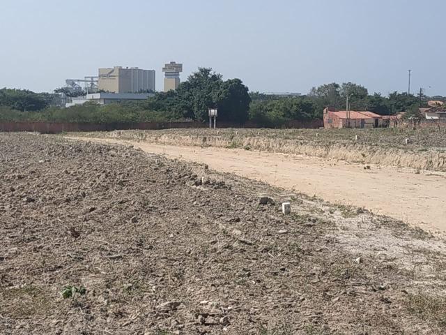 Lote de Esquina Próximo a Praça de Pedras, Distribuidora Donizete e Br 116 - Foto 6