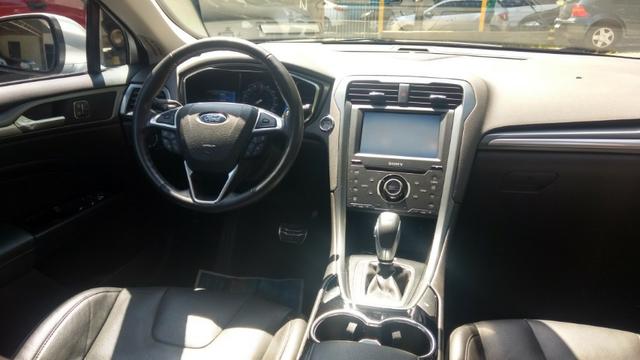 Ford Fusion Hybrid - Foto 2