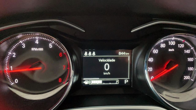 Onix Premier automático com 1000km. Financiamos em até 60 meses - Foto 2