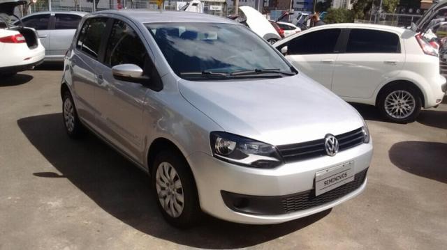 VOLKSWAGEN FOX G2 1.0 8V Prata 2013/2014