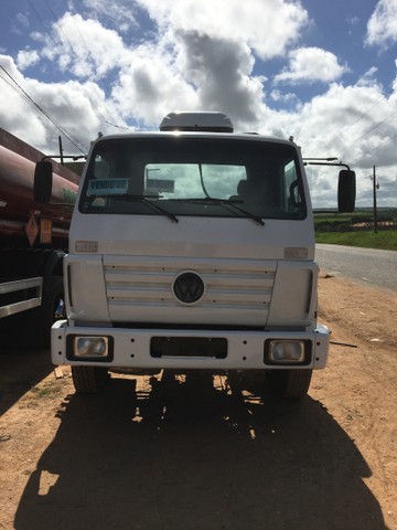 VENDO VW 14.220 , MOTOR CUMIS SÉRIE C