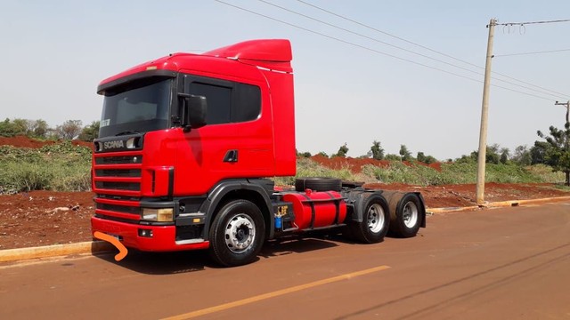 CAMINHÃO SCANIA 124 360 ANO BR 2000 BR -
