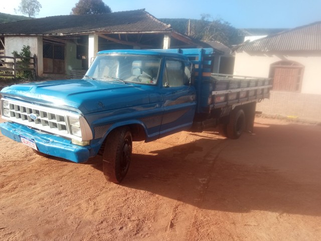 F4000