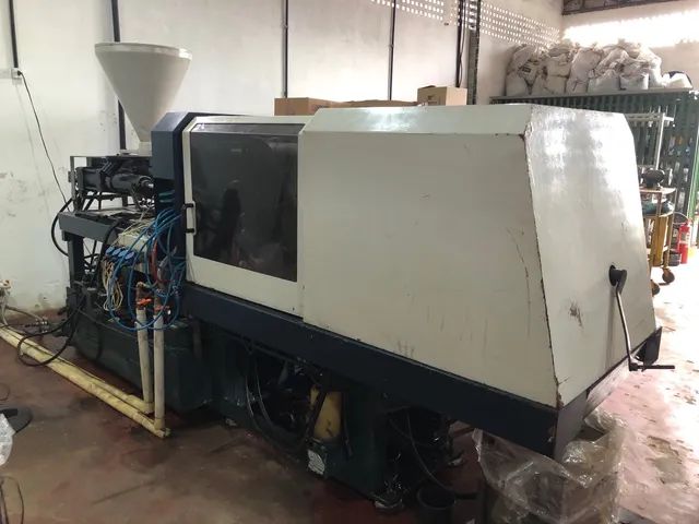 Injetora Romi 65T