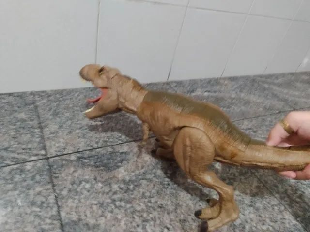 Dinossauro Tiranossauro Rex - Rugido Épico - Jurassic World