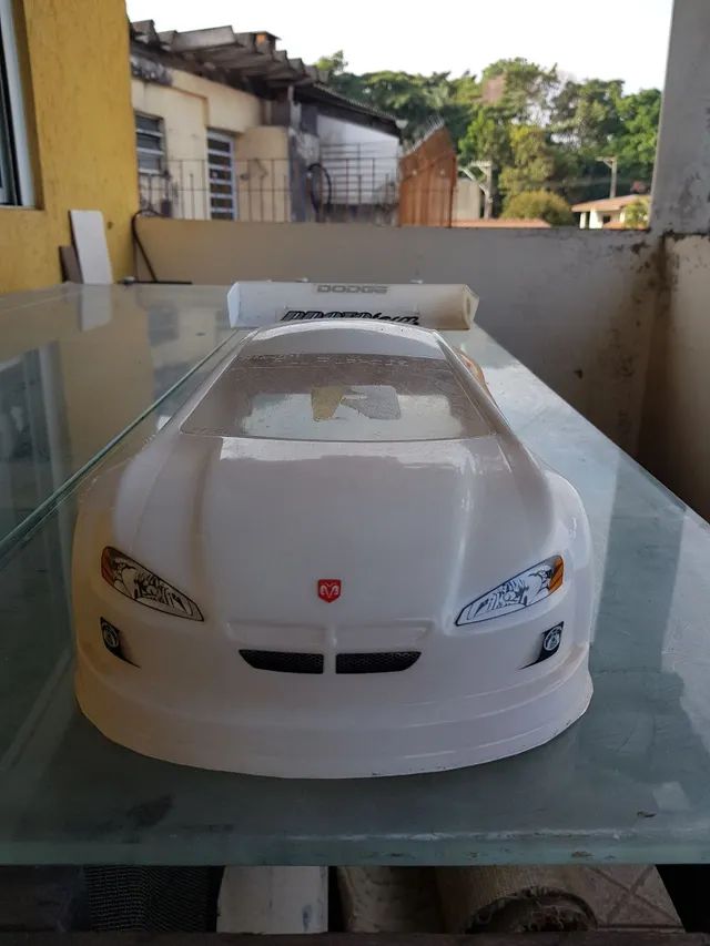 bolha crysler para automodelo 1/10 nova 
