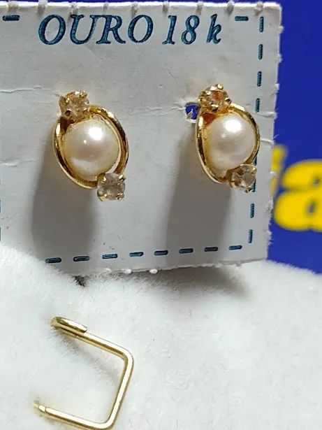 Brincos Pérola 4 mm Zircônias 1 mm Ouro 18 Kilates Peso 0.60 Gramas                        - Foto 5