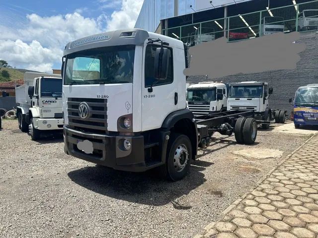 Vw. 17 280 consteletion automatico  toco ano 2016.   - Foto 4
