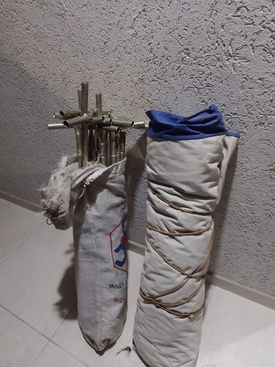 Vendo barraca pra 5 pessoas Yanes completa  - Foto 3