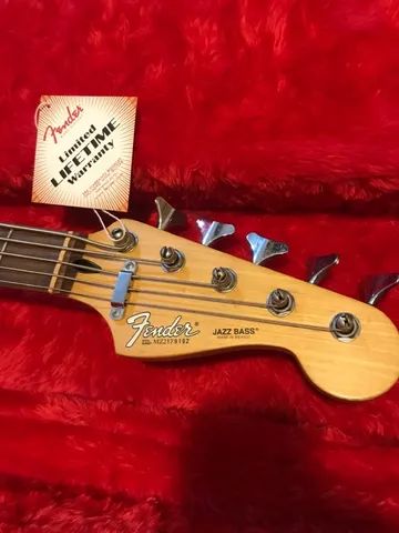 Baixo Fender Deluxe 5 cordas MIM - Foto 4