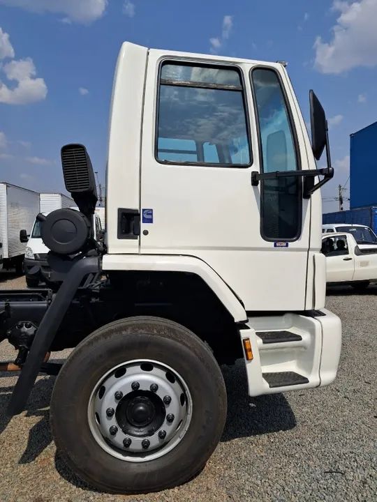 Ford Cargo 1717-E - (2005) || TOCO CHASSIS || 4X2 - Foto 15