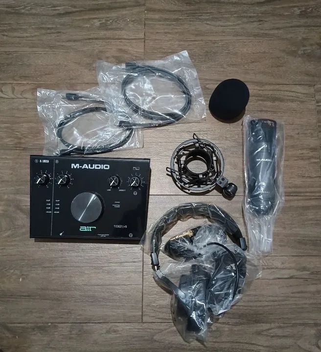M-Audio AIR 192|4 Vocal Studio Pro - Novo e Sem Uso!  - Foto 2