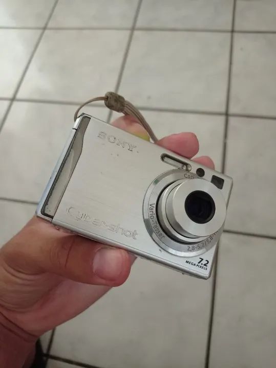 Câmera Digital Sony Cybershot 7.2 megapixels  - Foto 3