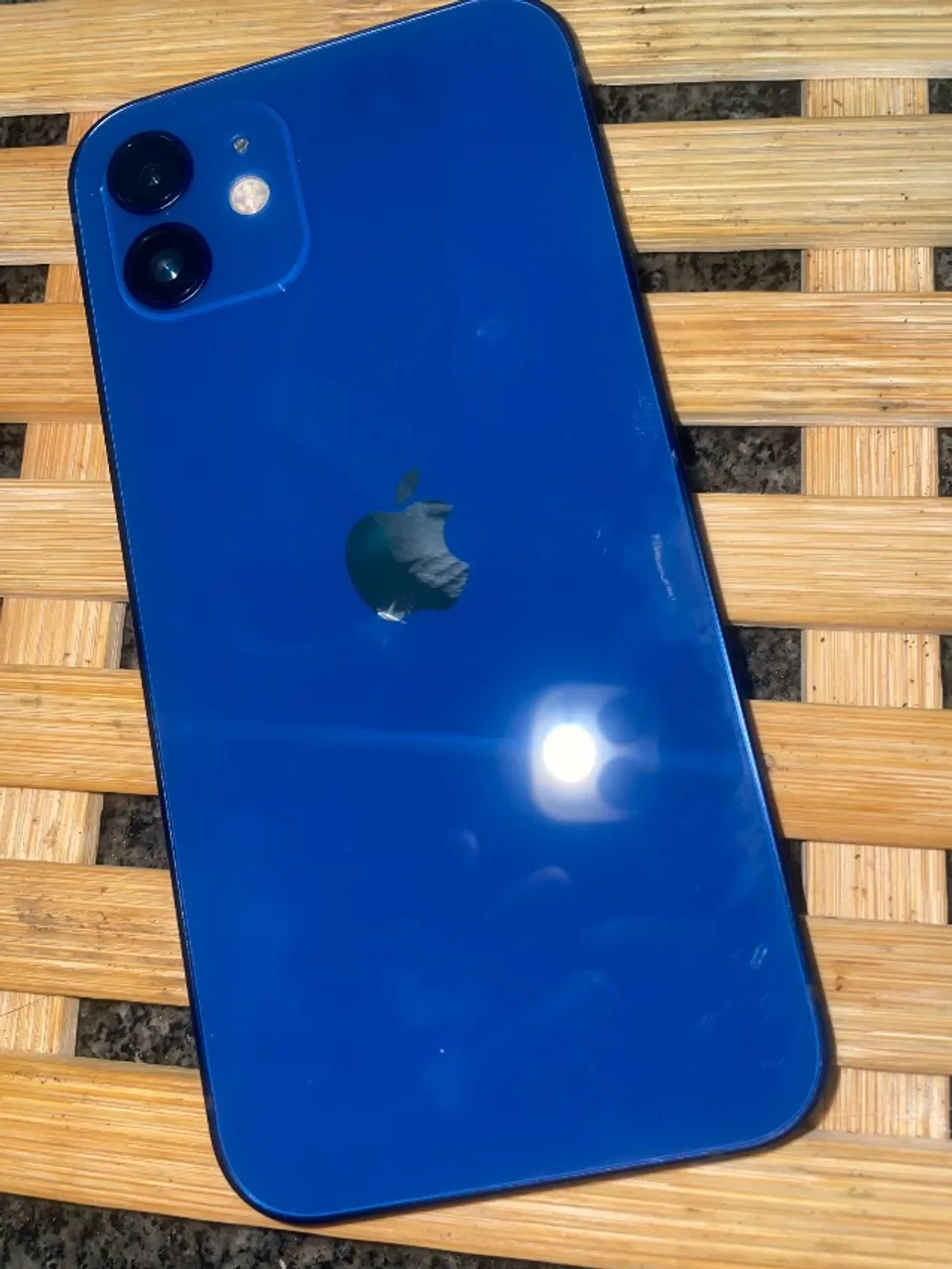 iPhone 12 - 64GB