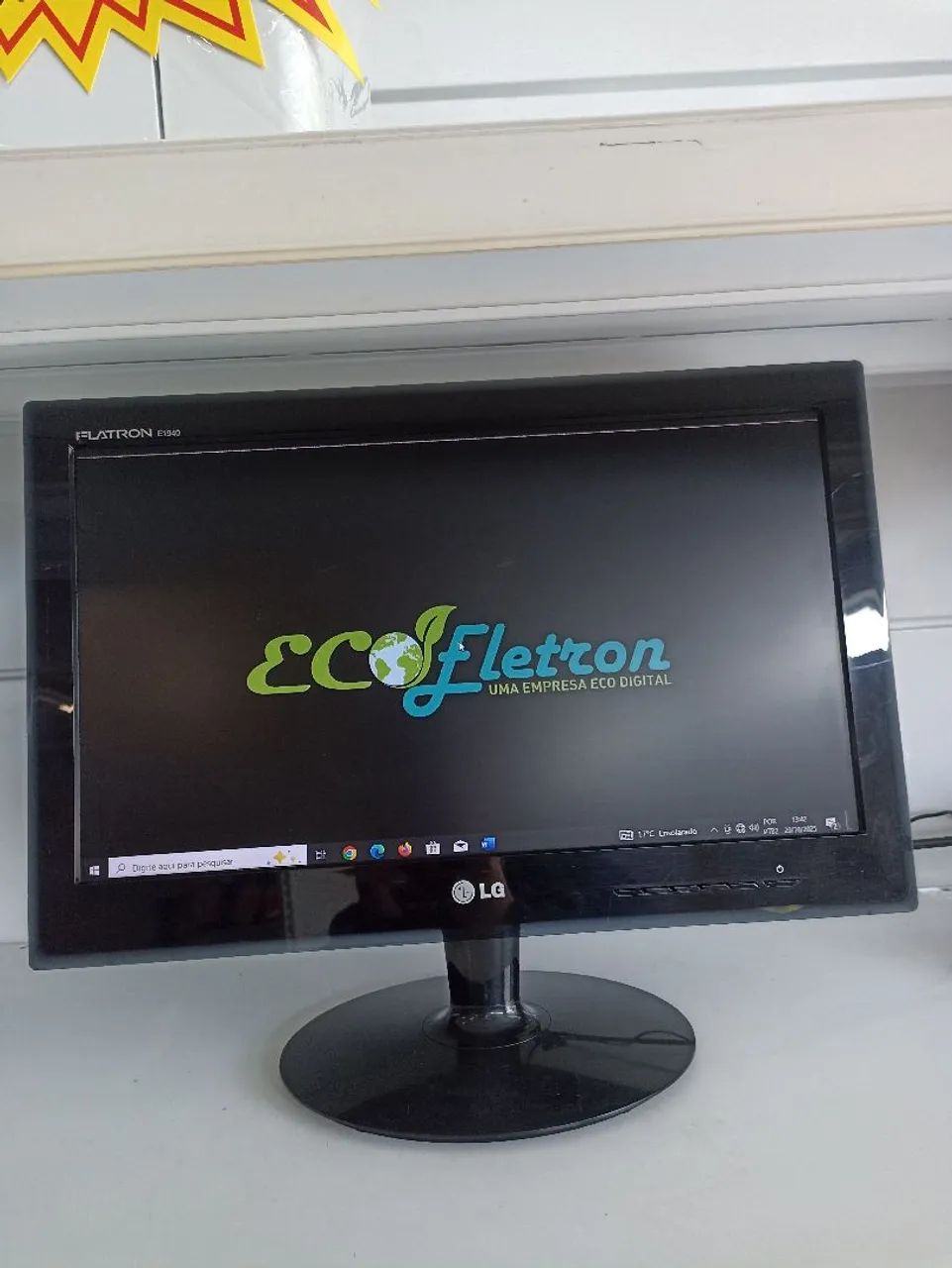 Monitor LG Flatron 19" Polegadas com Pixel Conforme Fotos. Acompanha Fonte Original LG 