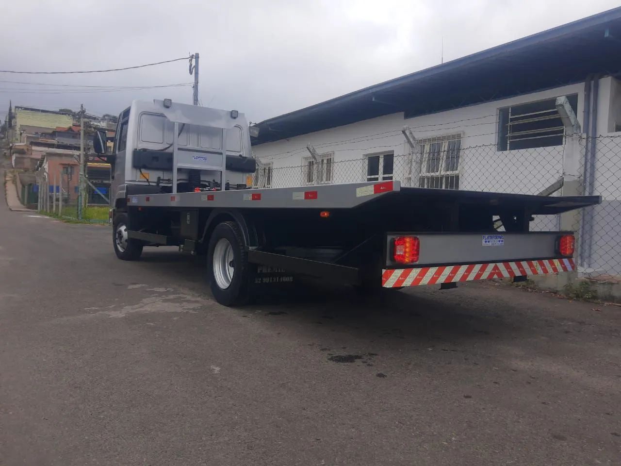 Plataforma de Caminhão para Transporte de Veículos - Foto 5