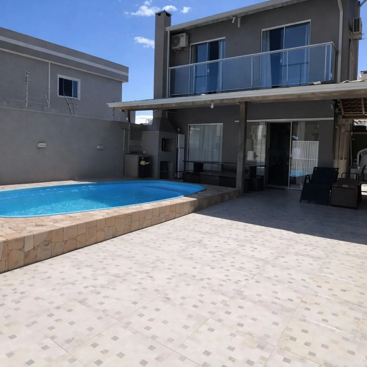 Casa 300 metros praia de Guaratuba Central