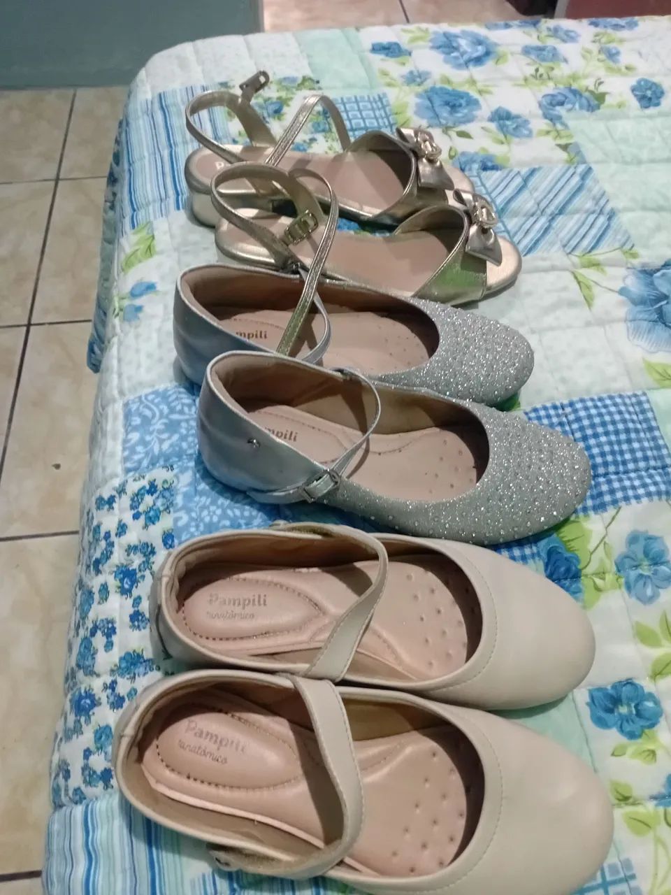 Sapatinho de criança75,00. Os três  - Foto 2