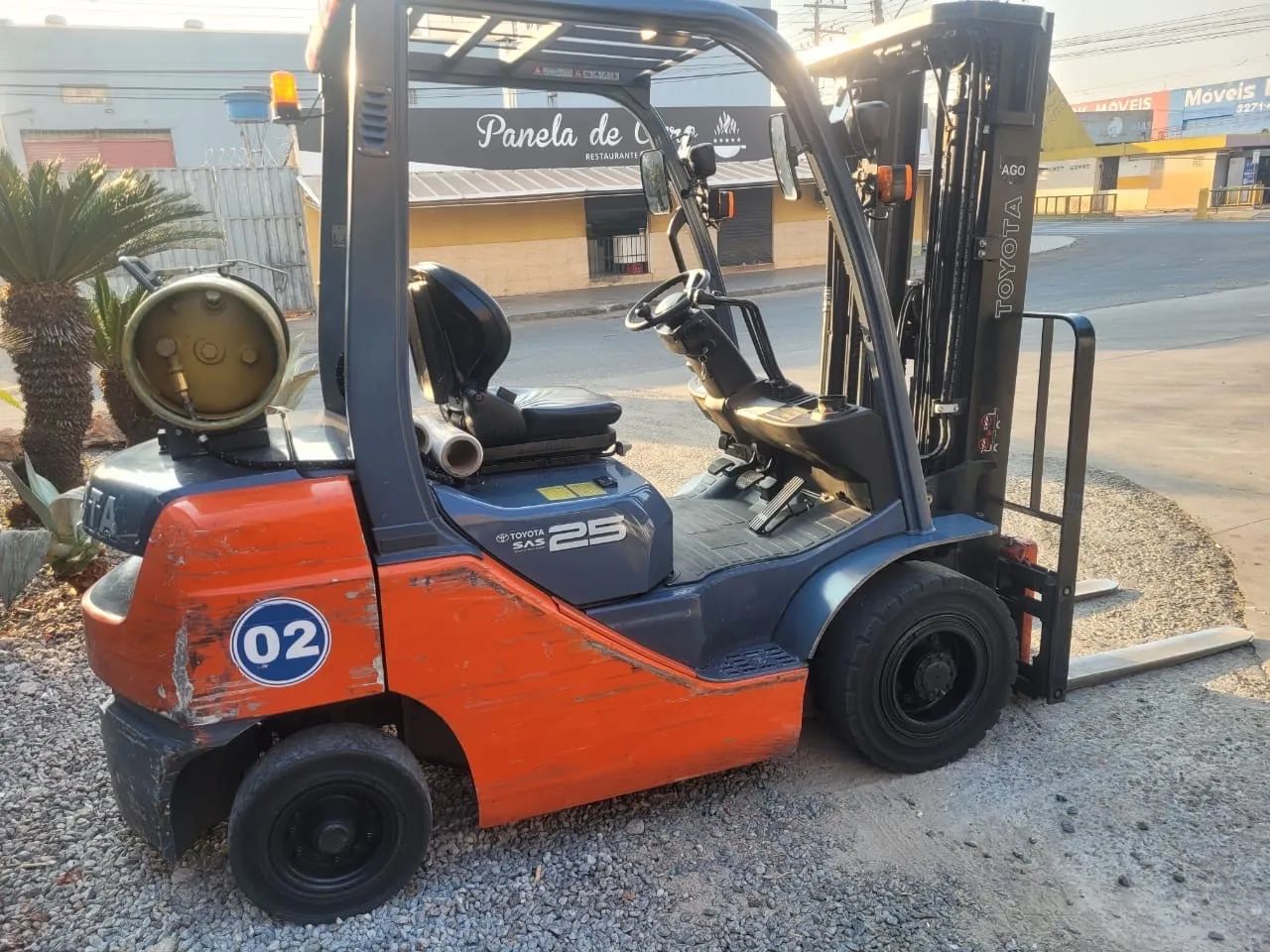 Aluga.se Empilhadeira Toyota 2.5 Ton - Foto 3