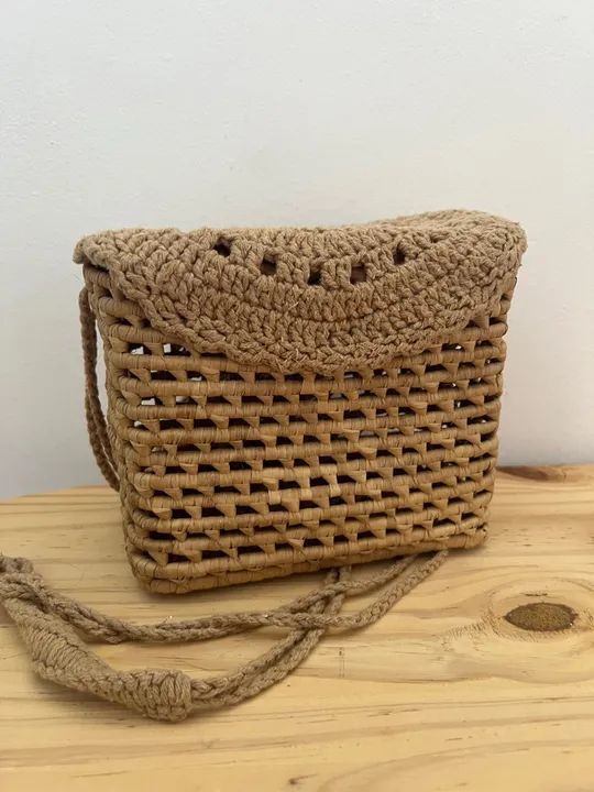 Bolsa de Ombro em Palha Trançada com Tassel - Foto 2