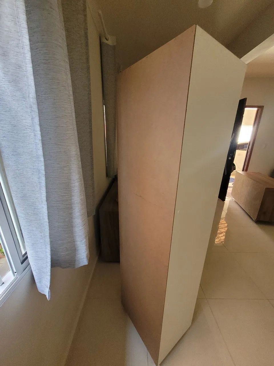 Estante/Prateleira Vertical Branca486395340642723842