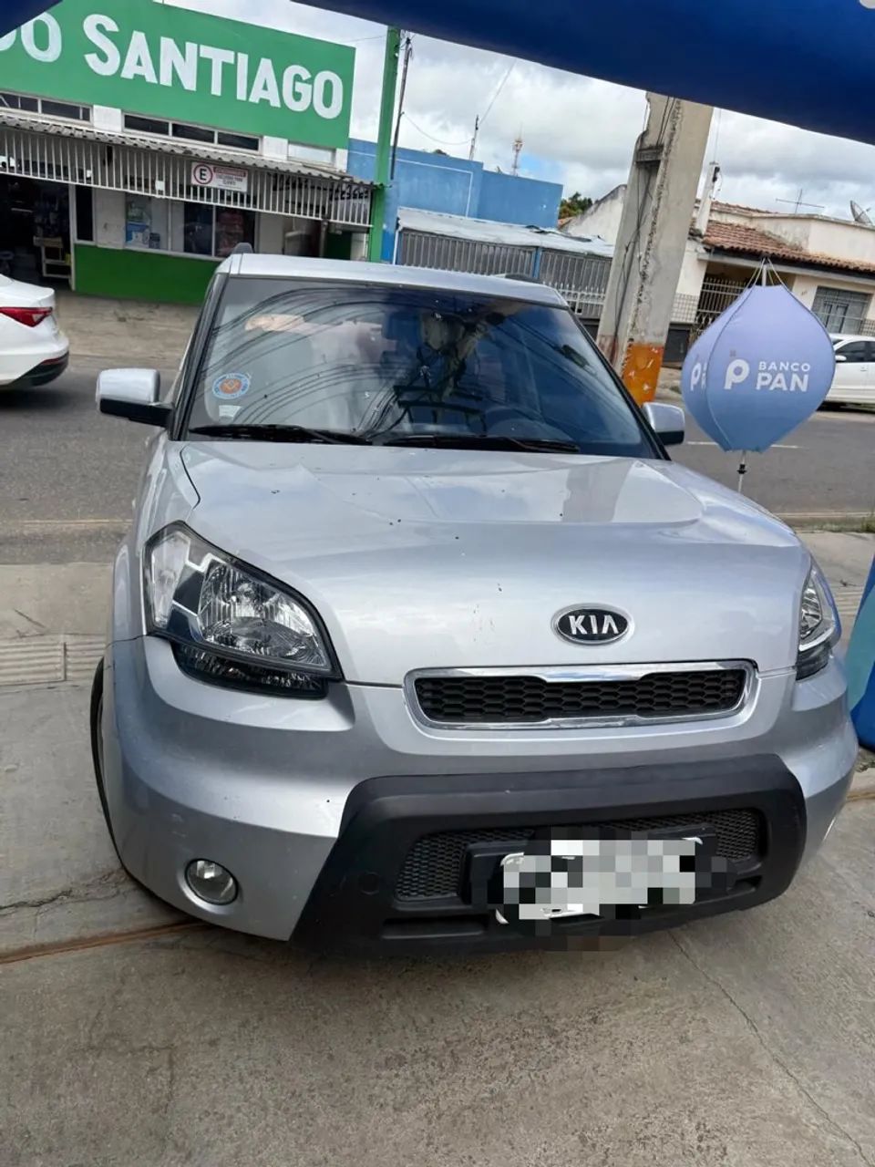 Vendo um lindo Kia soul ano 11.11 único dono carro todo revisado 