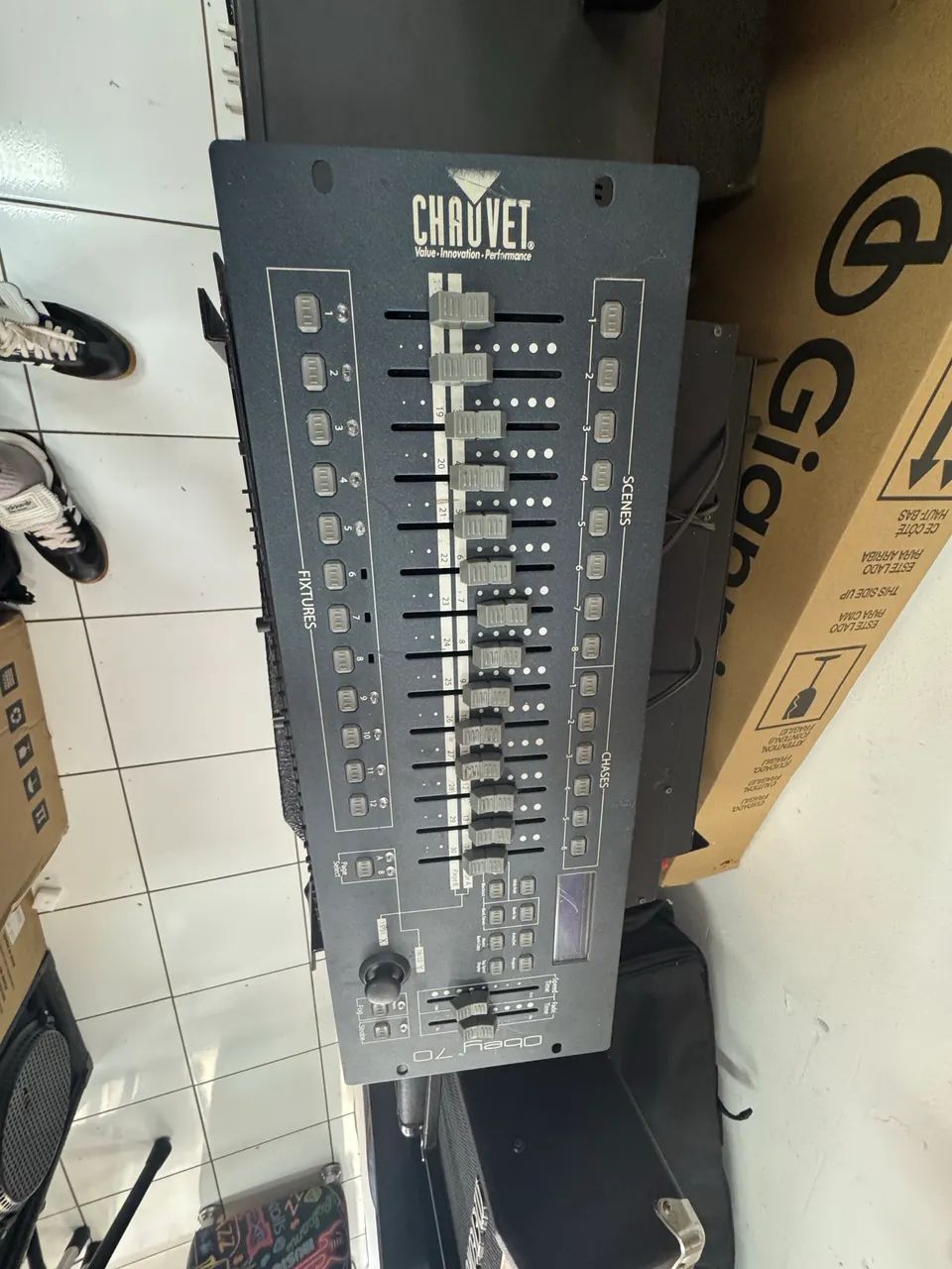 Mesa pra controlar iluminação  - Foto 2