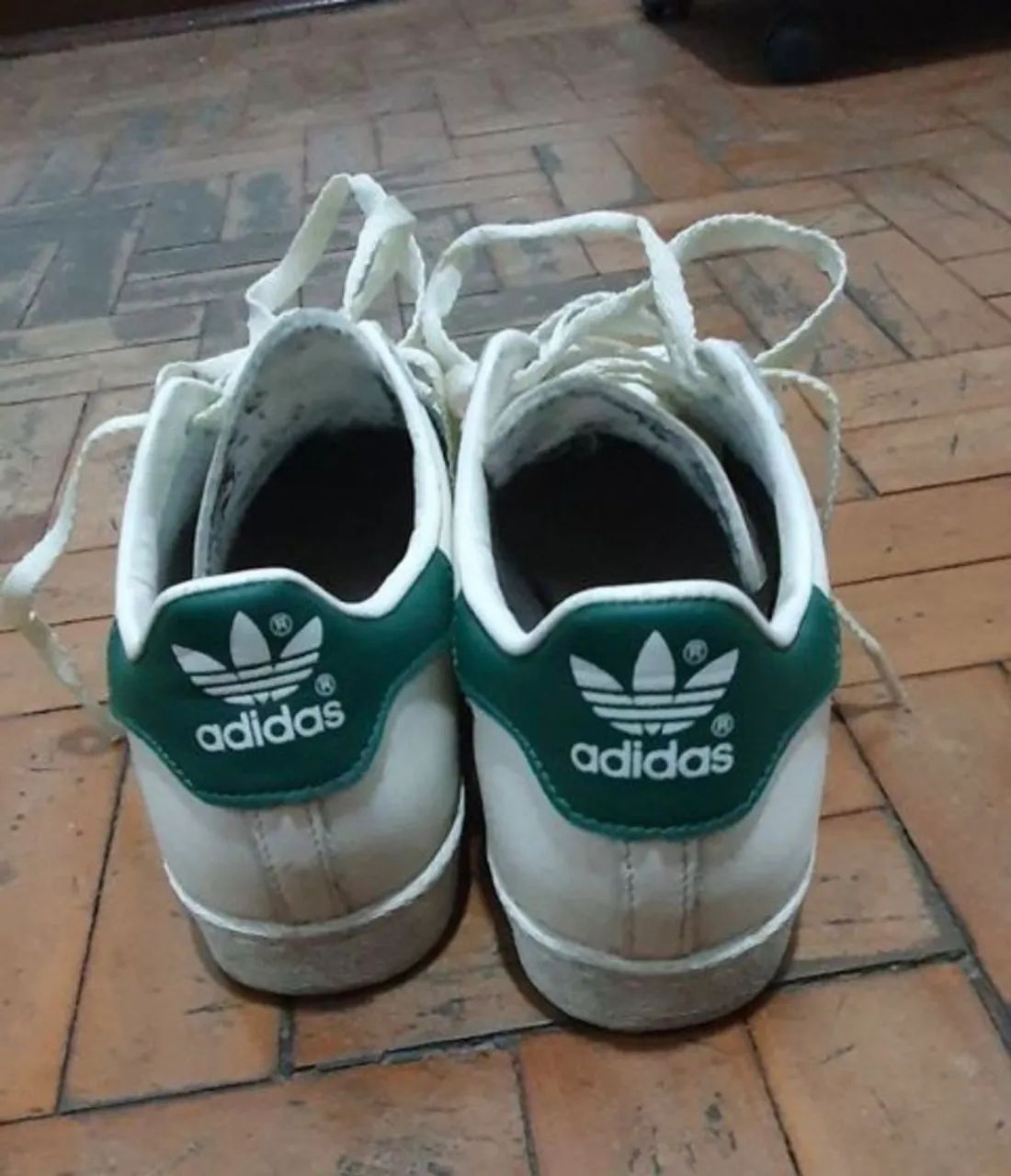 Tênis Adidas superstar branco e verde - Foto 3