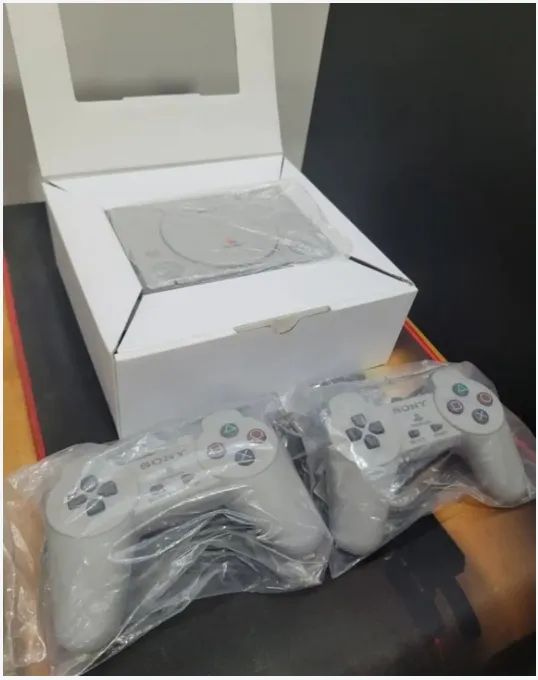 Ps1 Mini Original na Caixa completo 2 controles / super conservado - Foto 4