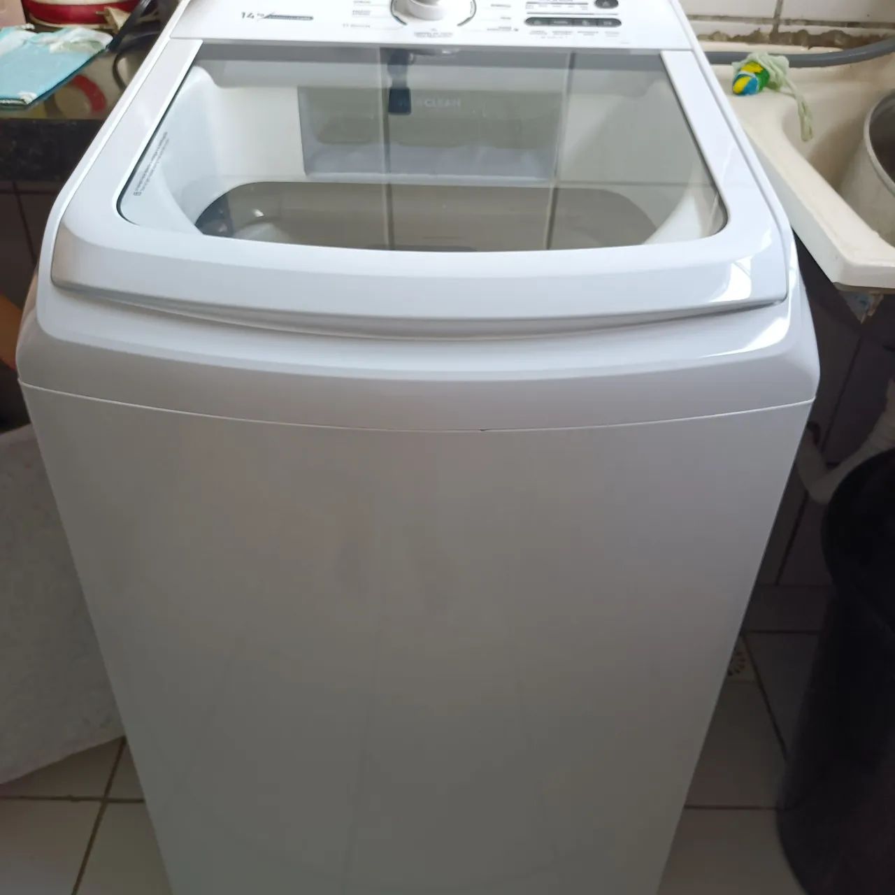 Máquina de lavar 14kl Eletrolux  toda digital nova