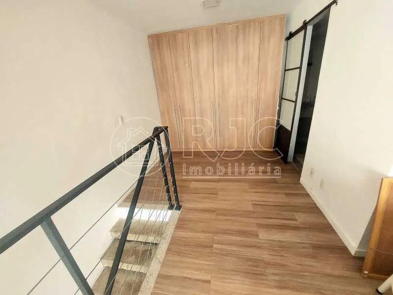 Cobertura para venda tem 70 metros quadrados com 1 quarto em Centro - Rio de Janeiro - RJ - Foto 12