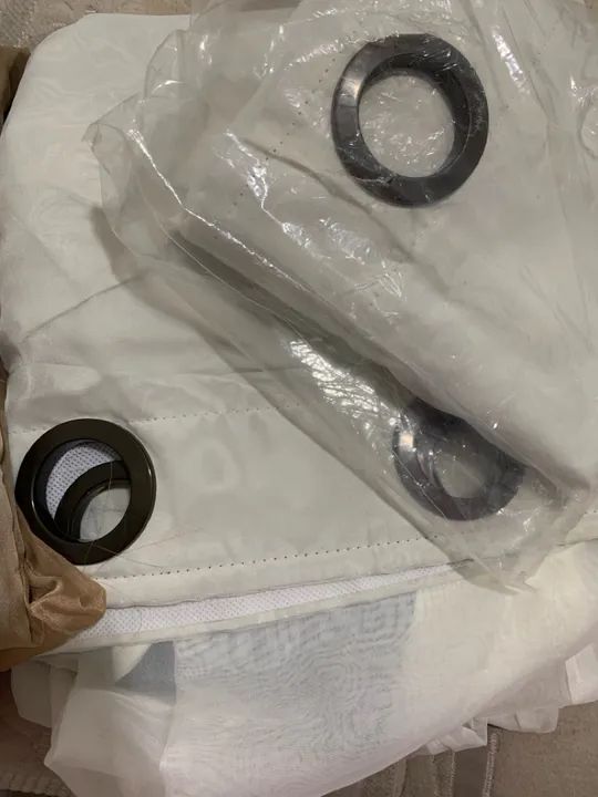 2 Pares de Cortinas com Blackout Novas  - Foto 4