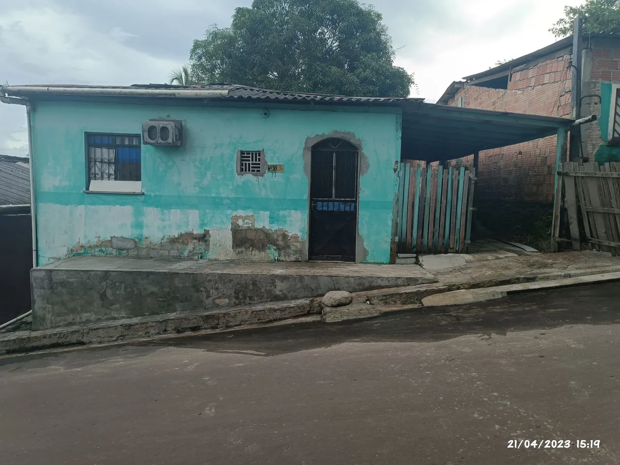 ALUGO CASA SEMI MOBILIADA EM PRESIDENTE FIGUEIREDO