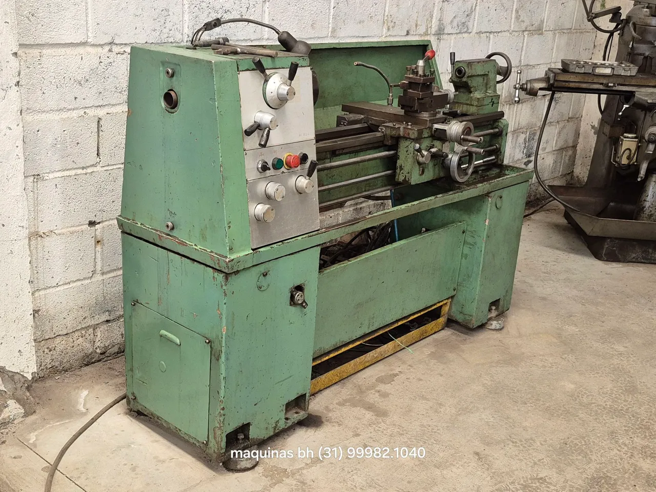 Torno mecânico 350 X 1000mm