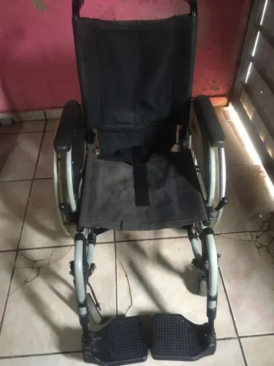 Cadeira de rodas 