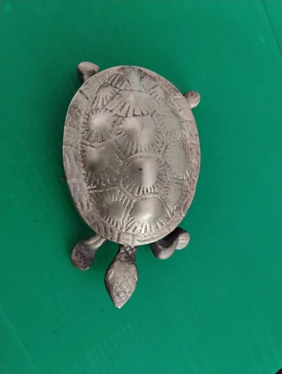 Escultura de Tartaruga em Metal