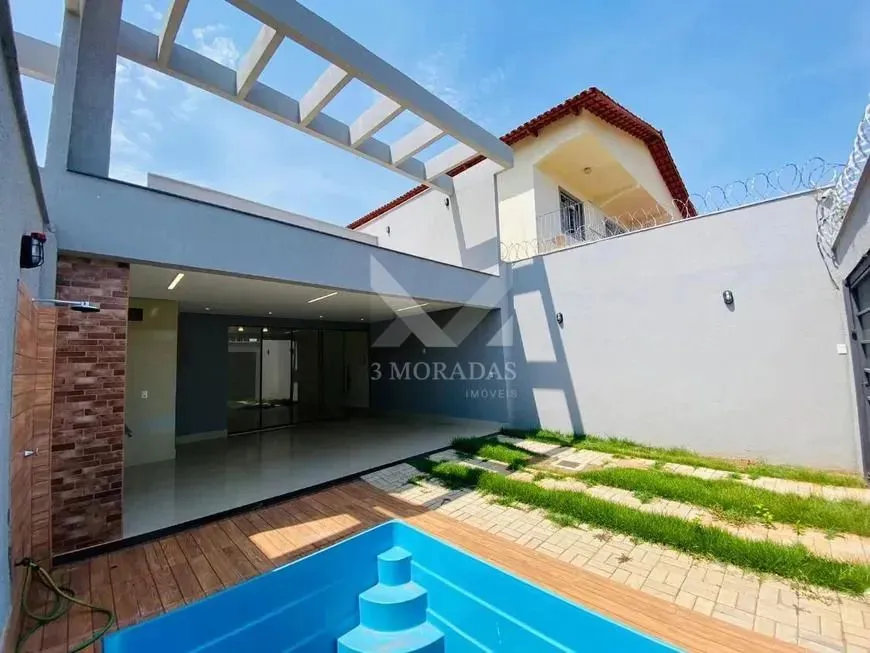 Casa 3/4 com Piscina e Terraço no Jardim Brasil