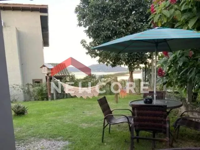 Casa em Servidao Francolino Manoel Lopes - Encantada - Garopaba/SC