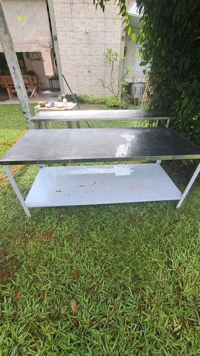 Mesa de Aço Inox com Prateleira