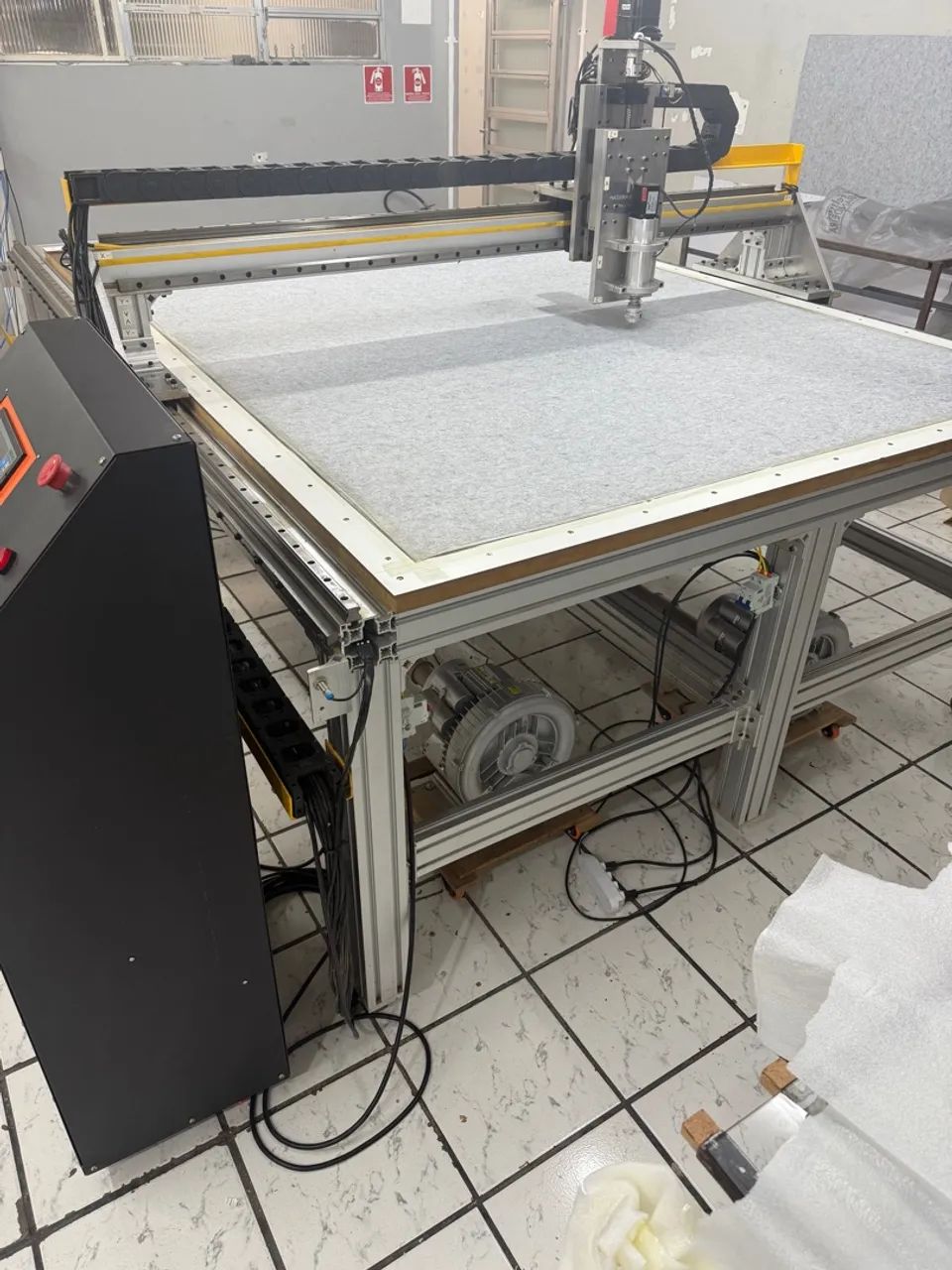 Vendo 2 máquinas CNC Router spindle fresa e faca tangencial - Foto 2
